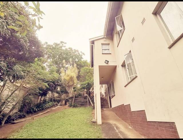 10 BEDROOM HOUSE FOR SALE IN RESERVOIR HILLS